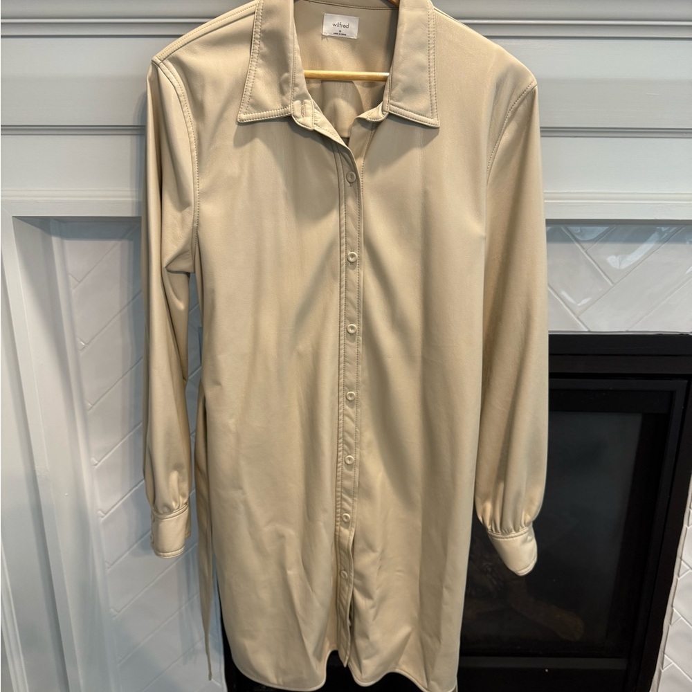 Aritzia Cream Leather Jacket
